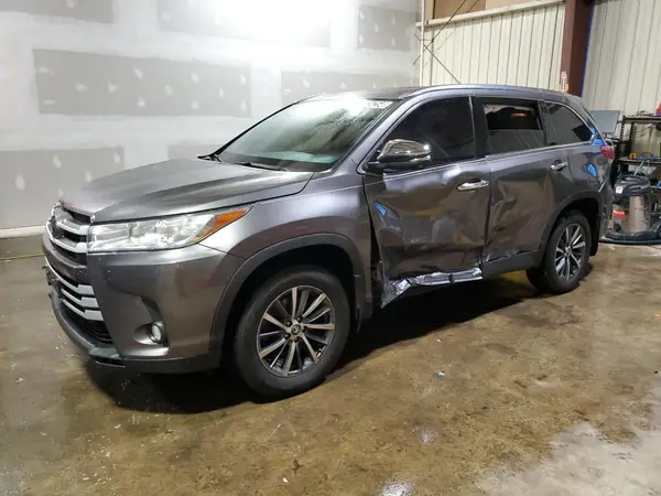 5TDJZRFH3KS568190 2019 TOYOTA HIGHLANDER - Image 1