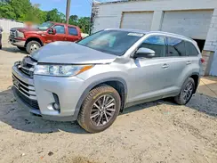 5TDJZRFH3KS581702 2019 TOYOTA HIGHLANDER