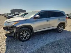 5TDJZRFH3KS581957 2019 TOYOTA HIGHLANDER