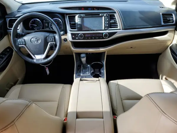 5TDJZRFH3KS587614 2019 TOYOTA HIGHLANDER - Image 8