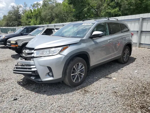 5TDJZRFH3KS591047 2019 TOYOTA HIGHLANDER - Image 1