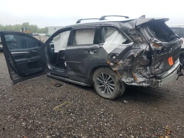 5TDJZRFH3KS591274 2019 TOYOTA HIGHLANDER - Image 2