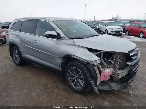 5TDJZRFH3KS592182 2019 TOYOTA HIGHLANDER - Image 1