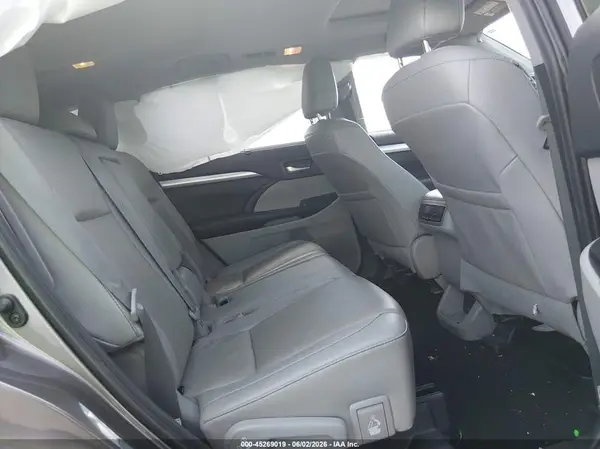 5TDJZRFH3KS597978 2019 TOYOTA HIGHLANDER - Image 8