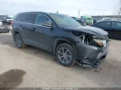 5TDJZRFH3KS601592 2019 TOYOTA HIGHLANDER