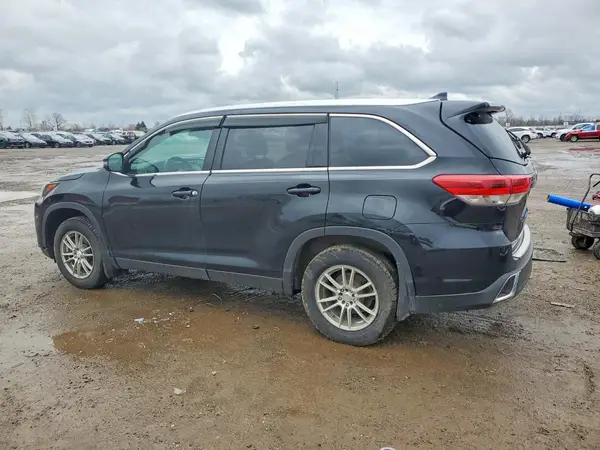 5TDJZRFH3KS609661 2019 TOYOTA HIGHLANDER - Image 2