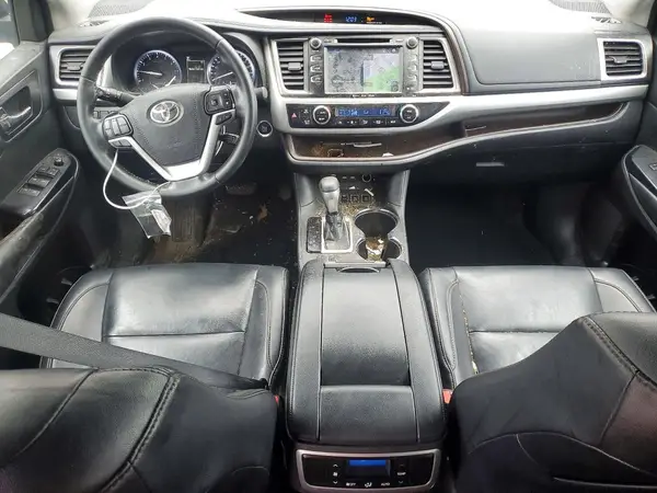 5TDJZRFH3KS609661 2019 TOYOTA HIGHLANDER - Image 8