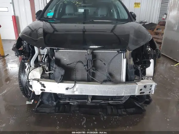 2019 TOYOTA HIGHLANDER auction photo 6