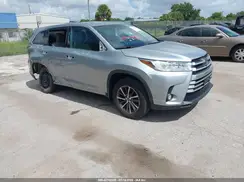 5TDJZRFH3KS610583 2019 TOYOTA HIGHLANDER