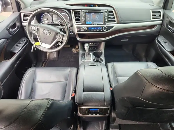 5TDJZRFH3KS614875 2019 TOYOTA HIGHLANDER - Image 8