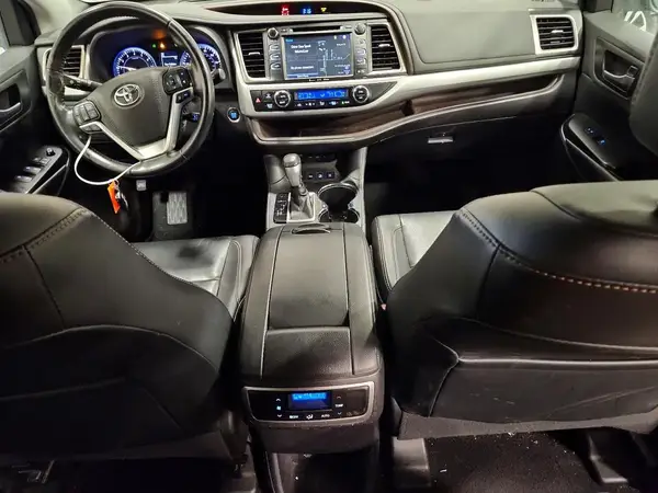 5TDJZRFH3KS618750 2019 TOYOTA HIGHLANDER - Image 8