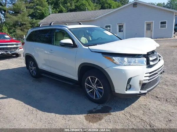 5TDJZRFH3KS626556 2019 TOYOTA HIGHLANDER - Image 1