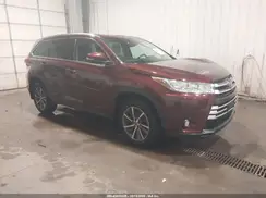 5TDJZRFH3KS706777 2019 TOYOTA HIGHLANDER