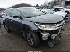 5TDJZRFH3KS708142 2019 TOYOTA HIGHLANDER