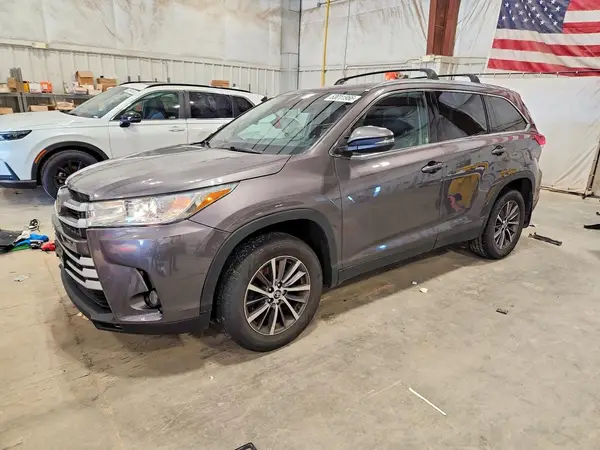 5TDJZRFH3KS709176 2019 TOYOTA HIGHLANDER - Image 1
