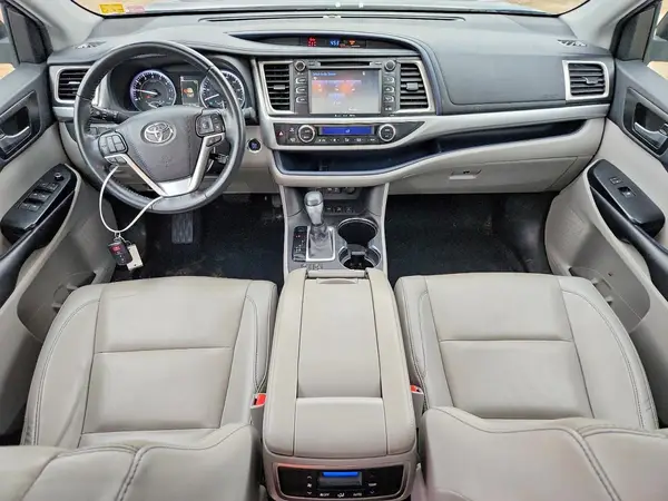 5TDJZRFH3KS714328 2019 TOYOTA HIGHLANDER - Image 8