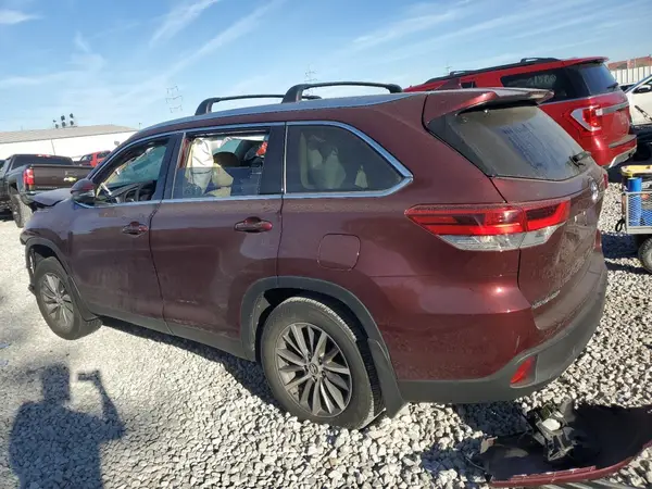 5TDJZRFH3KS724776 2019 TOYOTA HIGHLANDER - Image 2