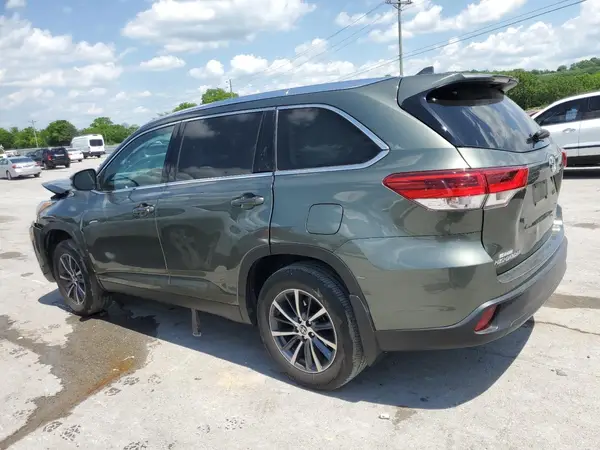 5TDJZRFH3KS745899 2019 TOYOTA HIGHLANDER - Image 2