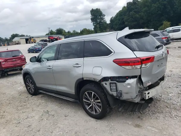5TDJZRFH3KS916229 2019 TOYOTA HIGHLANDER - Image 2