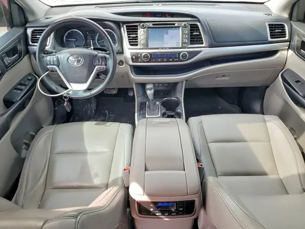 5TDJZRFH3KS957041 2019 TOYOTA HIGHLANDER - Image 8