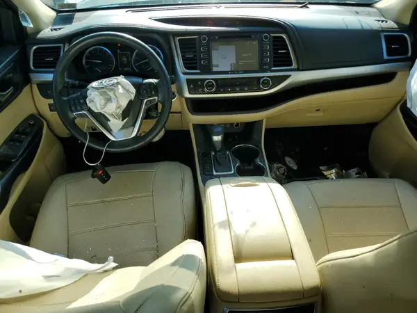 5TDJZRFH3KS966550 2019 TOYOTA HIGHLANDER - Image 8