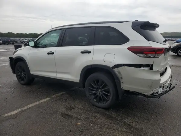 5TDJZRFH3KS975667 2019 TOYOTA HIGHLANDER - Image 2