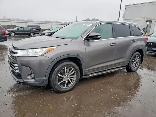 5TDJZRFH4HS366533 2017 TOYOTA HIGHLANDER - Image 1