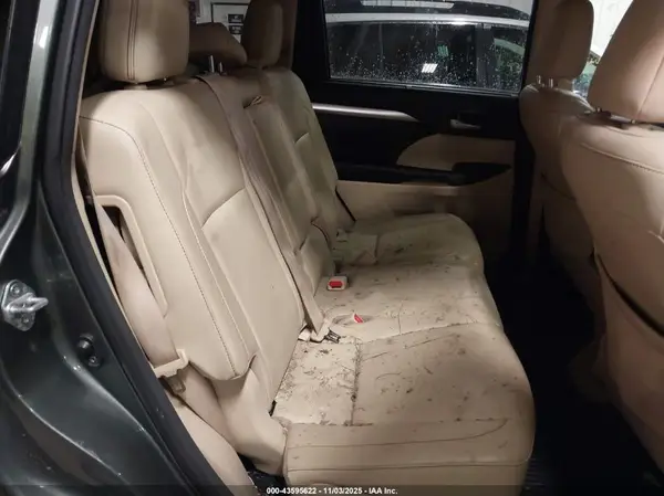 5TDJZRFH4HS376480 2017 TOYOTA HIGHLANDER - Image 8