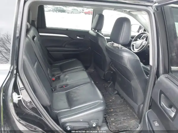 5TDJZRFH4HS391111 2017 TOYOTA HIGHLANDER - Image 8