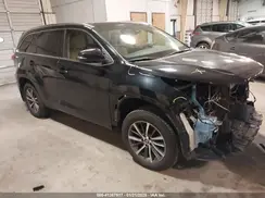 5TDJZRFH4HS400597 2017 TOYOTA HIGHLANDER