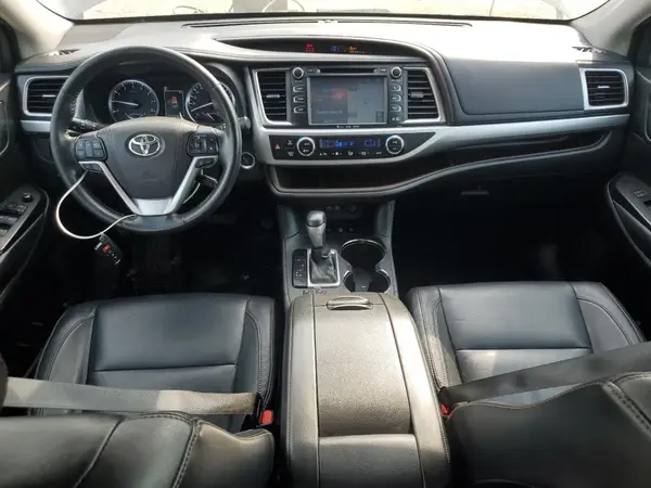 5TDJZRFH4HS401328 2017 TOYOTA HIGHLANDER - Image 8