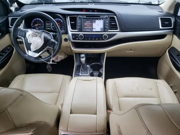 5TDJZRFH4HS411860 2017 TOYOTA HIGHLANDER - Image 8