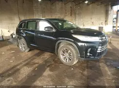 5TDJZRFH4HS422602 2017 TOYOTA HIGHLANDER