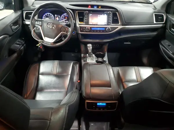 5TDJZRFH4HS434488 2017 TOYOTA HIGHLANDER - Image 8