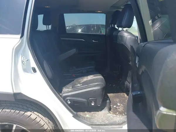 5TDJZRFH4HS446950 2017 TOYOTA HIGHLANDER - Image 8