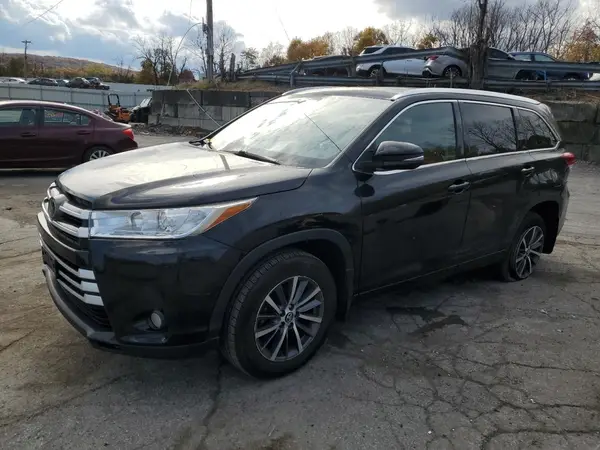 5TDJZRFH4HS452389 2017 TOYOTA HIGHLANDER - Image 1