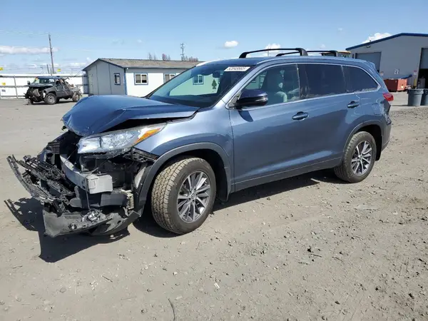 5TDJZRFH4HS460704 2017 TOYOTA HIGHLANDER - Image 1