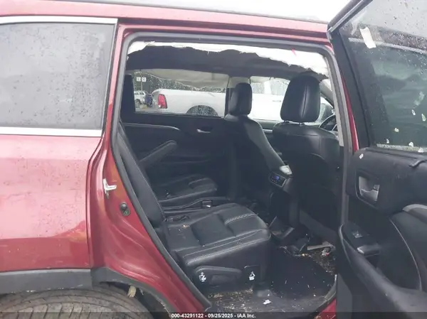 5TDJZRFH4HS466065 2017 TOYOTA HIGHLANDER - Image 8