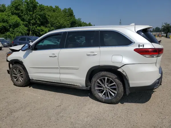 5TDJZRFH4HS468625 2017 TOYOTA HIGHLANDER - Image 2