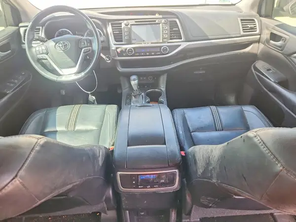 5TDJZRFH4HS517337 2017 TOYOTA HIGHLANDER - Image 8