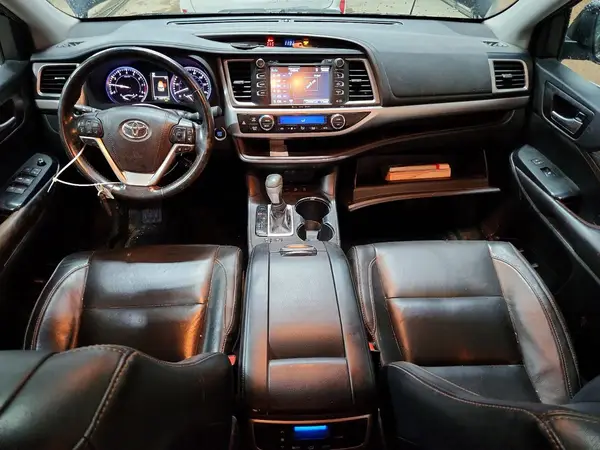 5TDJZRFH4JS523046 2018 TOYOTA HIGHLANDER - Image 8