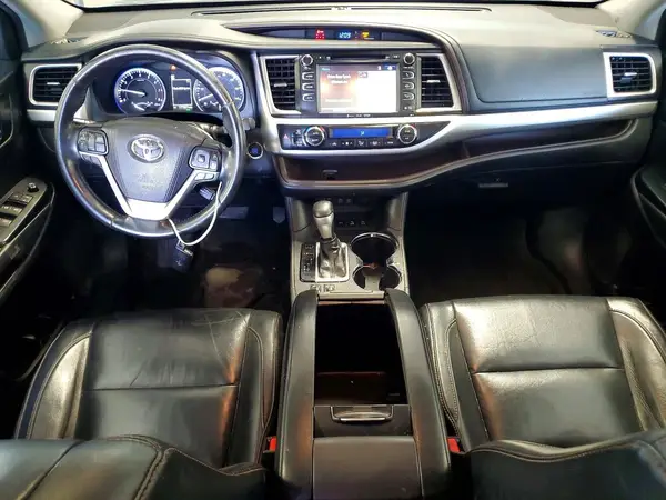 5TDJZRFH4JS527050 2018 TOYOTA HIGHLANDER - Image 8