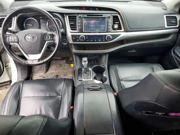 5TDJZRFH4JS542034 2018 TOYOTA HIGHLANDER - Image 8