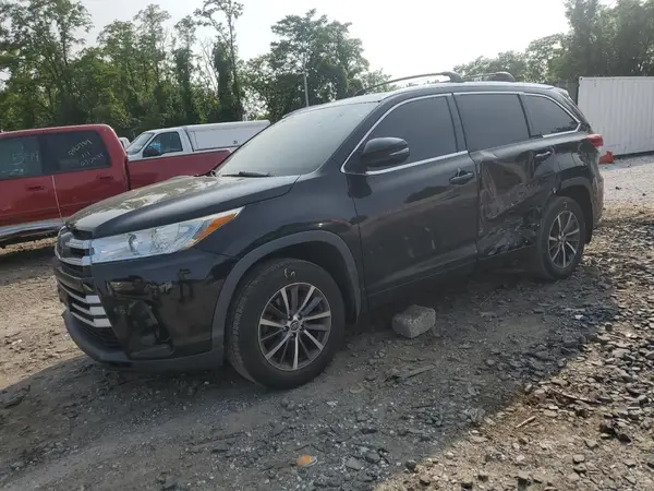 5TDJZRFH4JS547038 2018 TOYOTA HIGHLANDER - Image 1