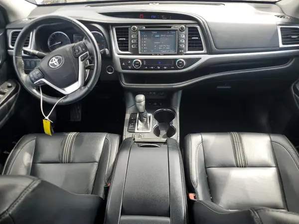 5TDJZRFH4JS548951 2018 TOYOTA HIGHLANDER - Image 8