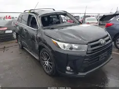5TDJZRFH4JS804876 2018 TOYOTA HIGHLANDER