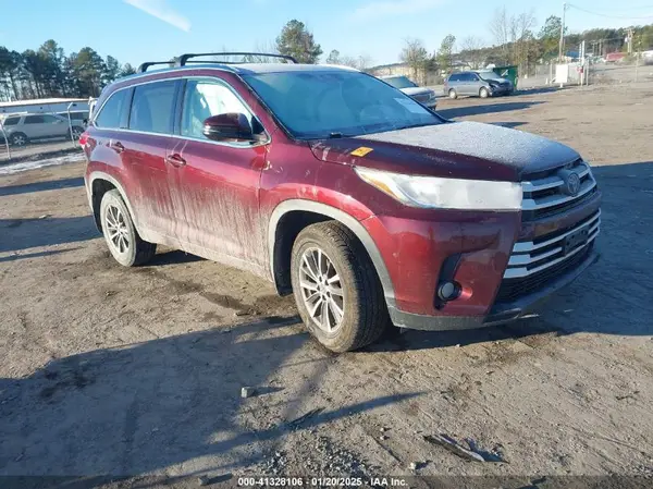 5TDJZRFH4JS822598 2018 TOYOTA HIGHLANDER - Image 1