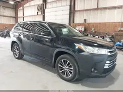 5TDJZRFH4JS829048 2018 TOYOTA HIGHLANDER