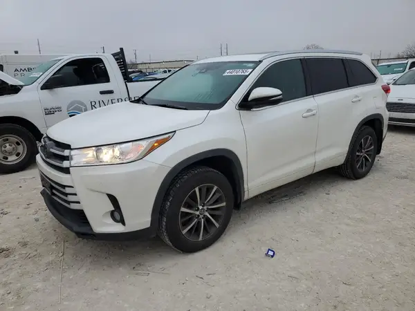 5TDJZRFH4JS851776 2018 TOYOTA HIGHLANDER - Image 1