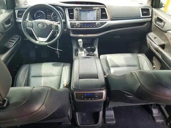5TDJZRFH4JS852202 2018 TOYOTA HIGHLANDER - Image 8